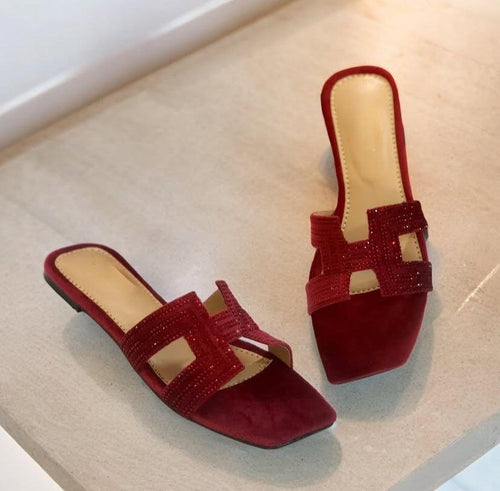 Chic Women's Maroon Suede Casual Flats